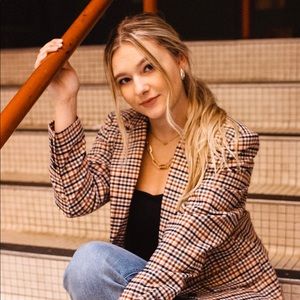 Meet your Posher, Anna